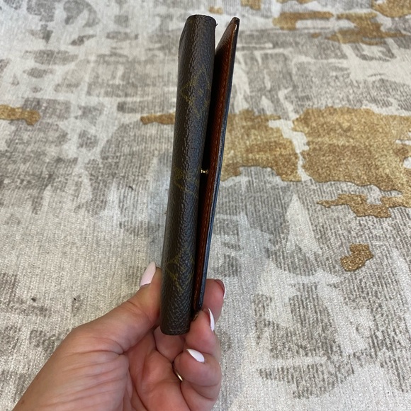 Louis Vuitton Porte Tresor Wallet in Monogram - Picture 5 of 12